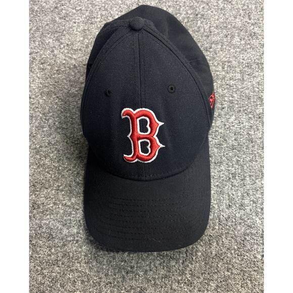 Genuine Merchandise New Era 39Thirty Boston Red Sox Baseball Cap Size Sm/Med - Picture 1 of 5